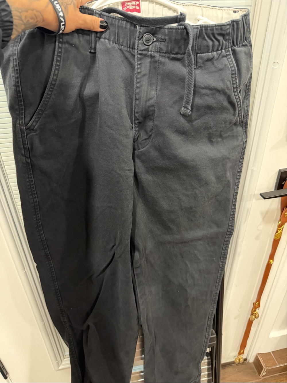 Levi's Men's Black Cargo-Style Drawstring Pants